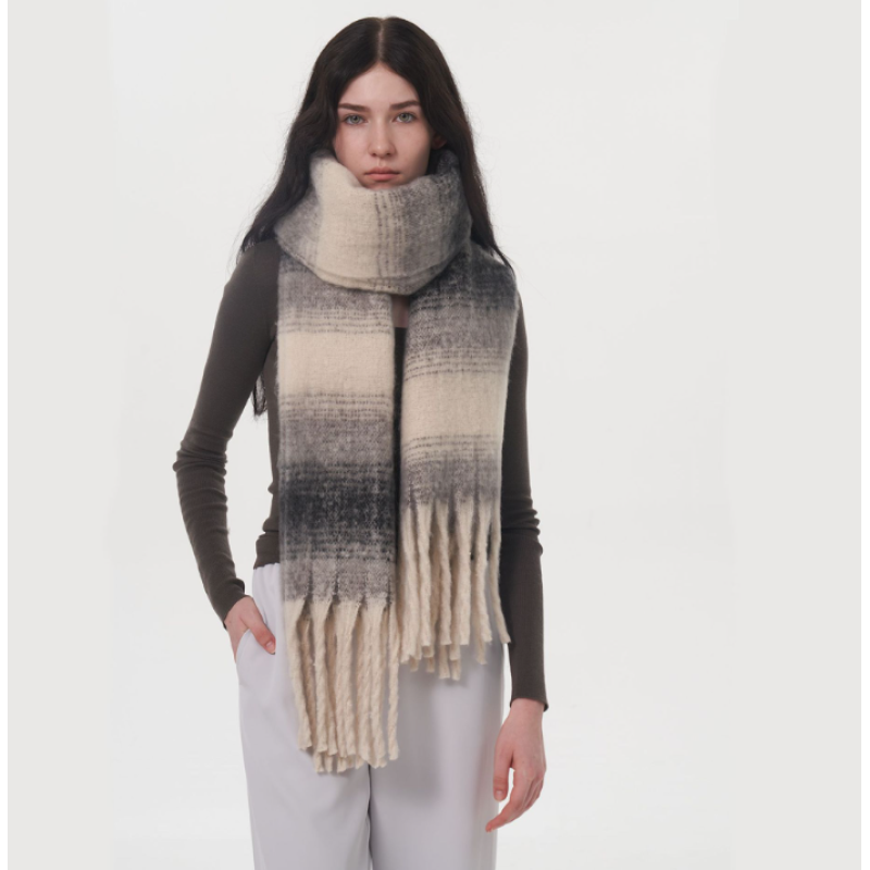 Elegance Gradient women Scarf